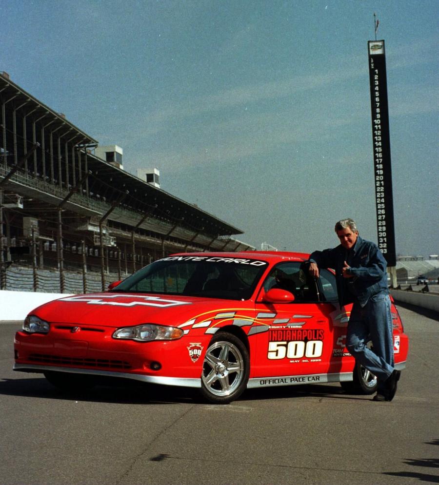  Chevrolet Monte Carlo SS Pace Car 2001 года  (фото 16 из 32)